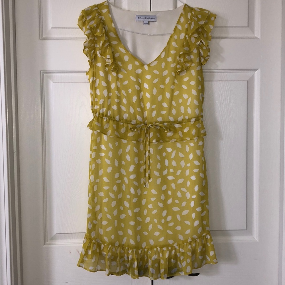 🌸Emma & Michele yellow and white dress